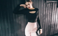 老婆说她想尝试多人怎么回复她